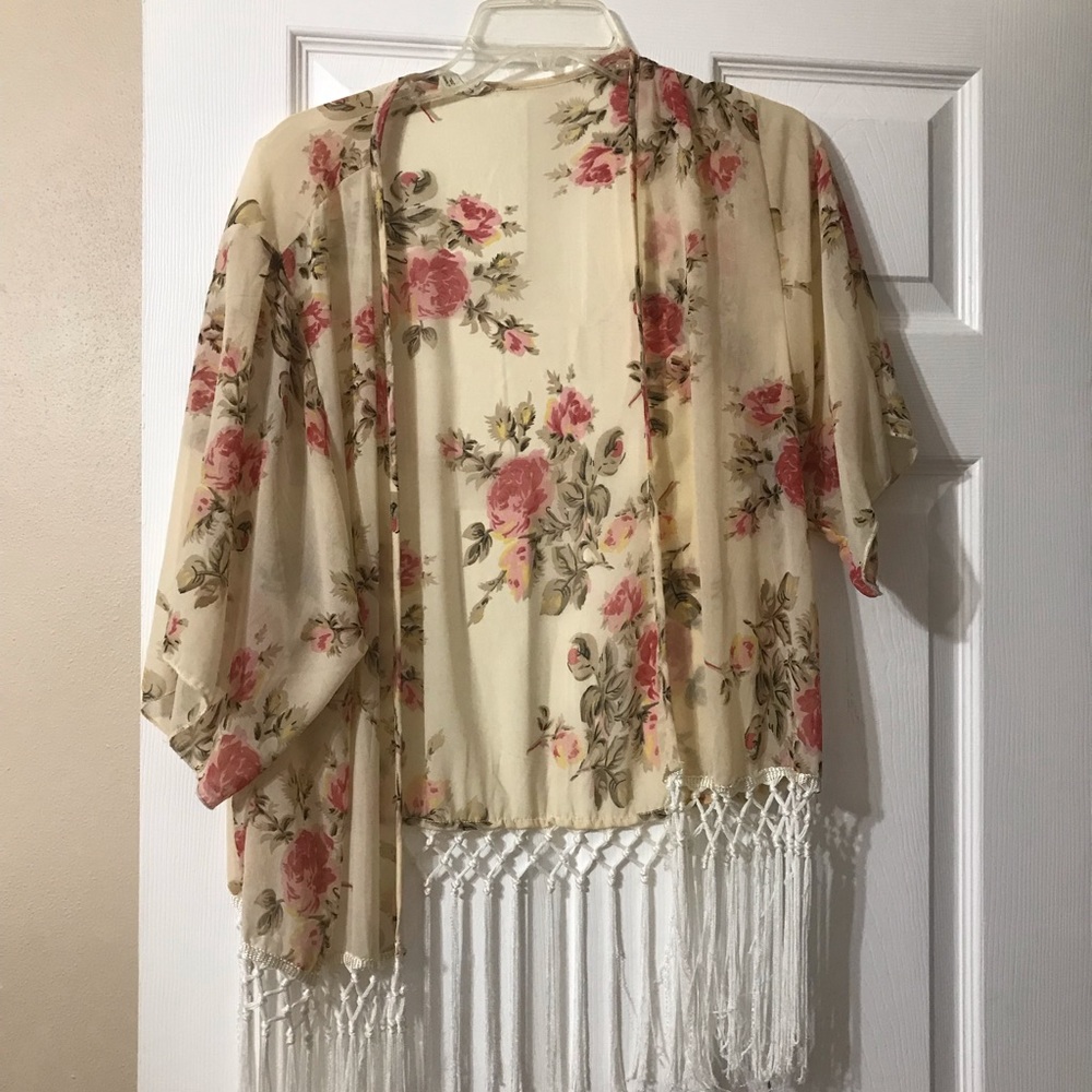 Pacsun floral kimono